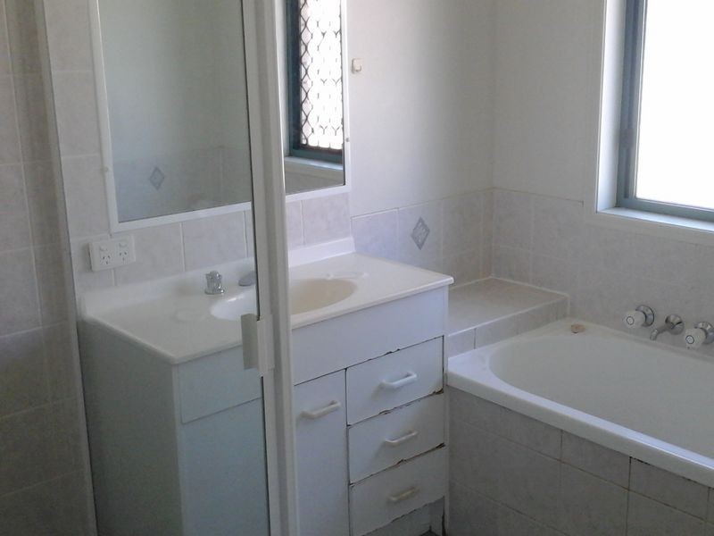 Sandstone Point QLD 4511