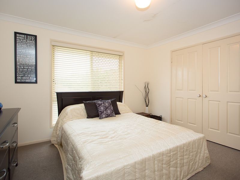 153 Bestmann Road East, Sandstone Point QLD 4511