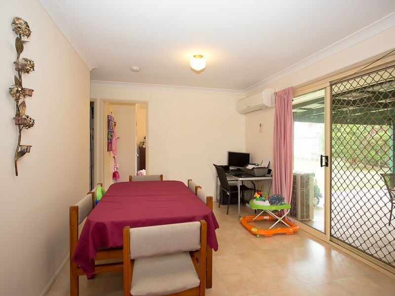 153 Bestmann Road East, Sandstone Point QLD 4511