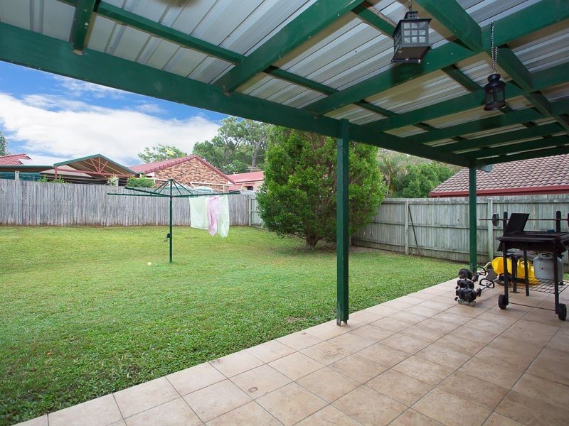 153 Bestmann Road East, Sandstone Point QLD 4511