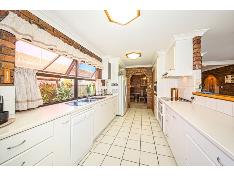 23 Dolphin Drive, Bongaree QLD 4507