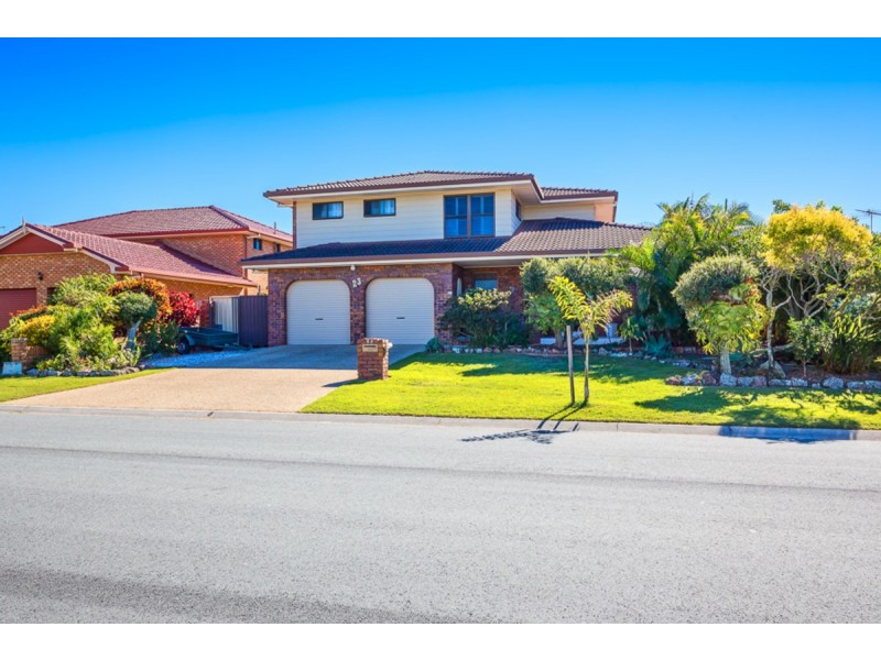 23 Dolphin Drive, Bongaree QLD 4507