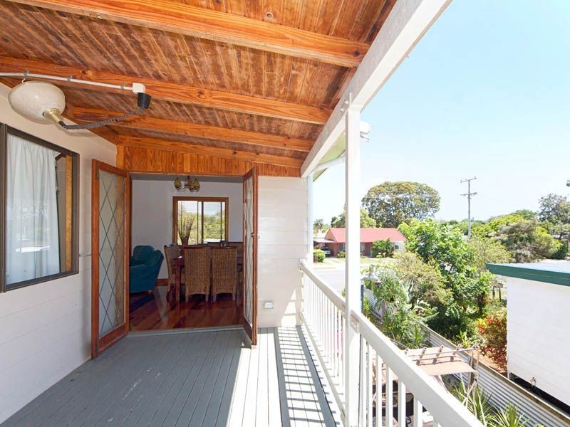 103 Moreton Tce, Beachmere QLD 4510