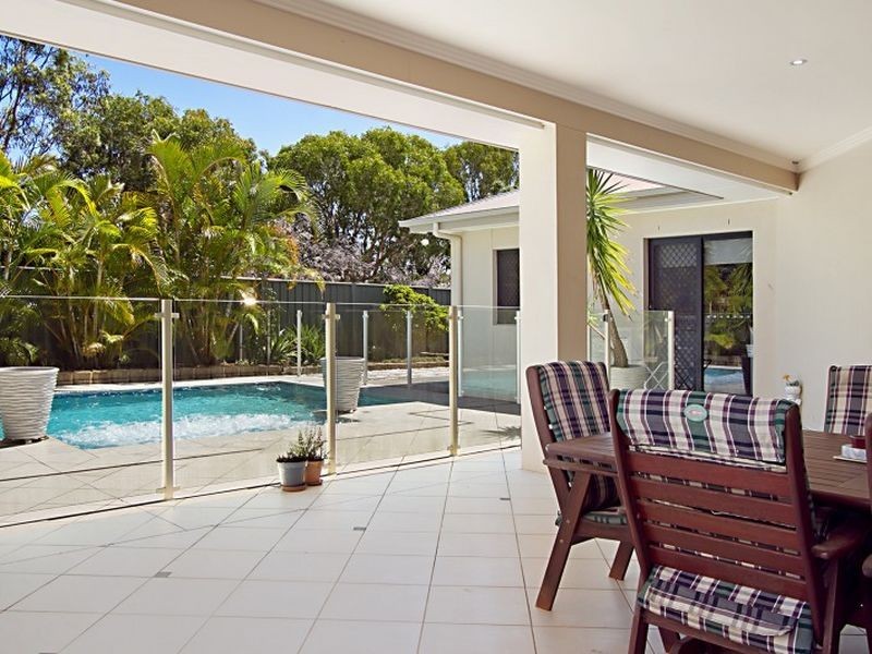 72 Marina Boulevard, Bribie Island QLD 4507