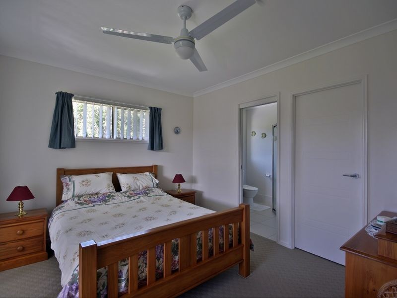 7 Pristine Place, Ningi QLD 4511