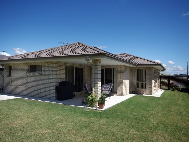 7 Pristine Place, Ningi QLD 4511