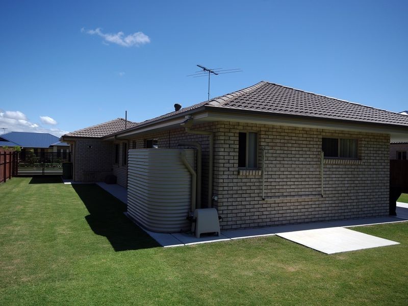 7 Pristine Place, Ningi QLD 4511