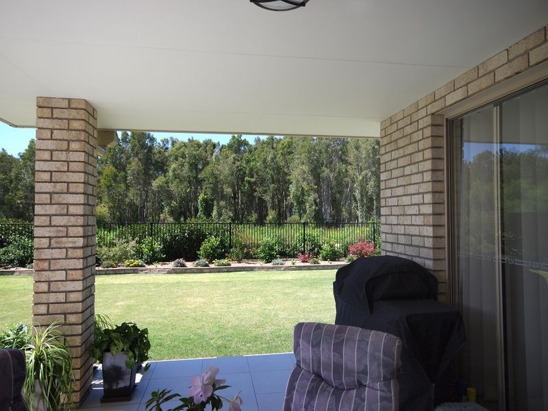 7 Pristine Place, Ningi QLD 4511