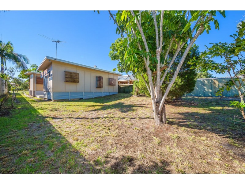 16 Hill Street, Bongaree QLD 4507