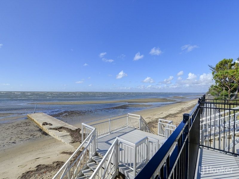 Shop 3/5 Biggs Avenue, Beachmere QLD 4510