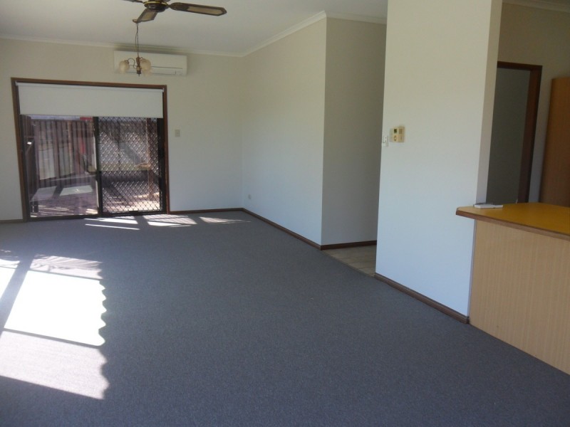 1 Elizabeth Batts Court, Banksia Beach QLD 4507
