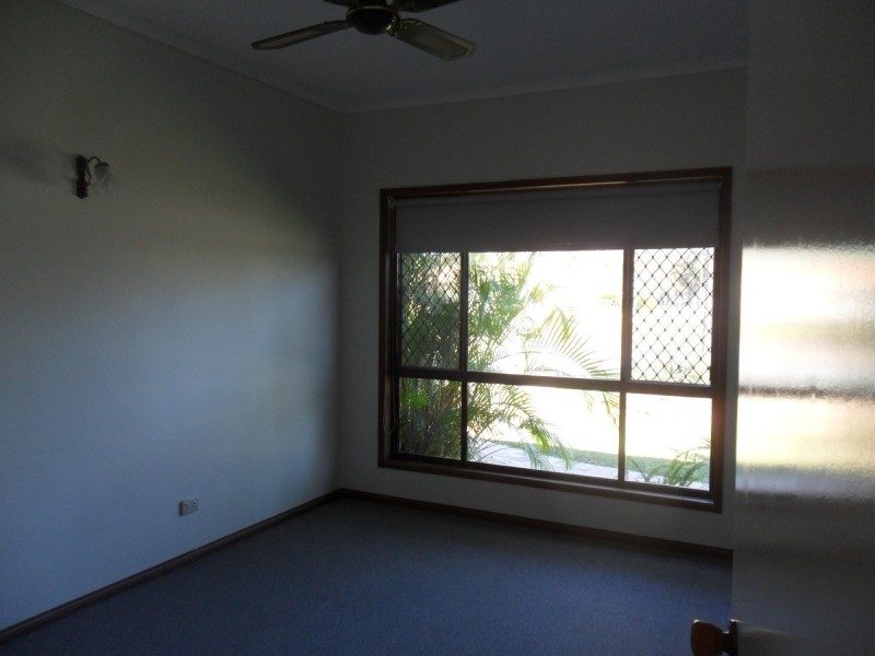 1 Elizabeth Batts Court, Banksia Beach QLD 4507
