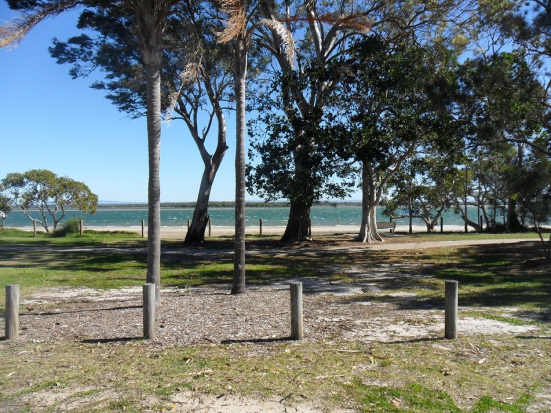 1 Elizabeth Batts Court, Banksia Beach QLD 4507