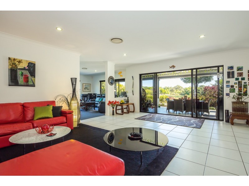 33 Dunebean Drive, Banksia Beach QLD 4507