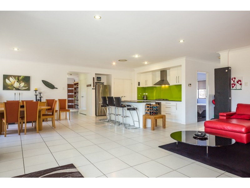 33 Dunebean Drive, Banksia Beach QLD 4507