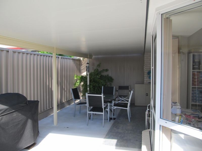 2/8 Dianthus Avenue, Bribie Island QLD 4507