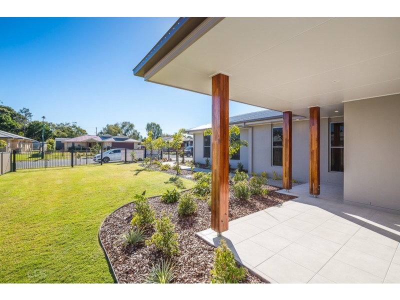 15 Sinclair Place, Ningi QLD 4511