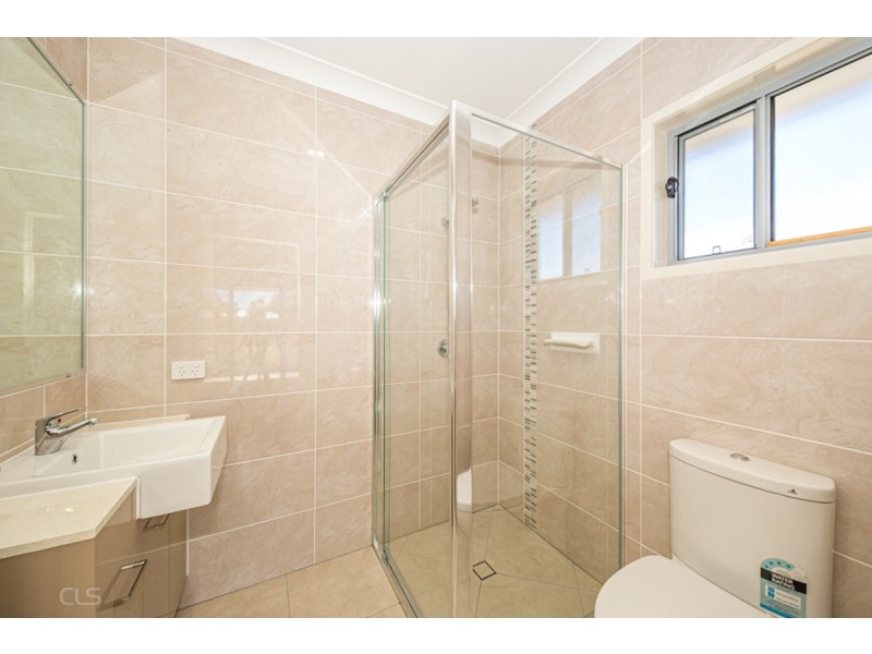 15 Sinclair Place, Ningi QLD 4511