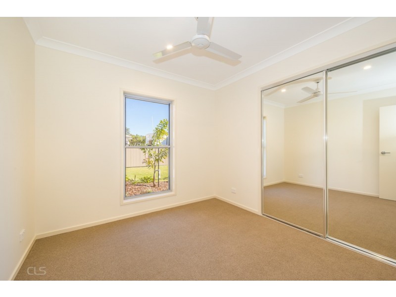 15 Sinclair Place, Ningi QLD 4511