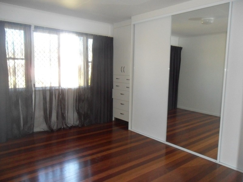 11 Lyre Bird Lane, Bongaree QLD 4507