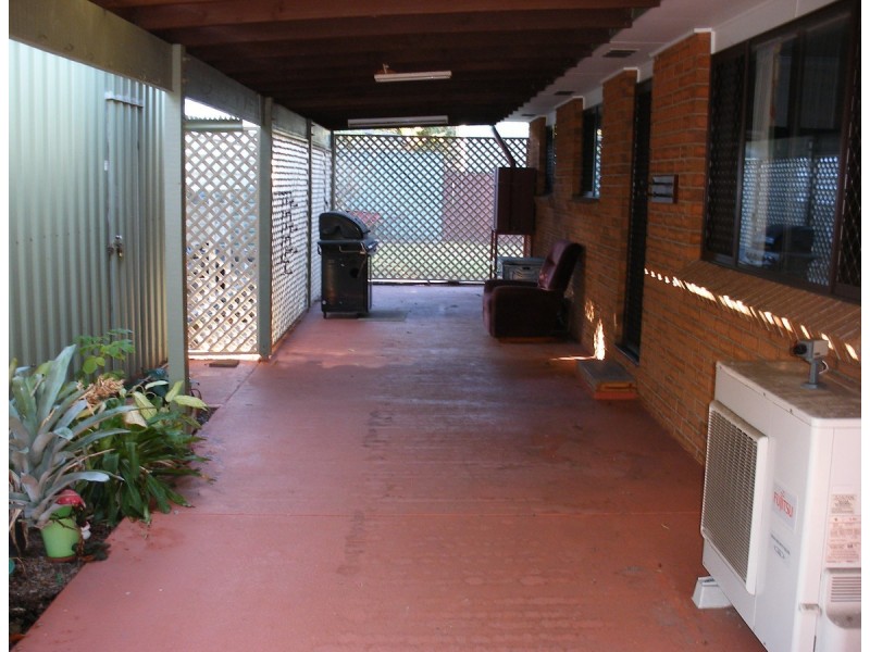 15 Moatah Drive, Beachmere QLD 4510