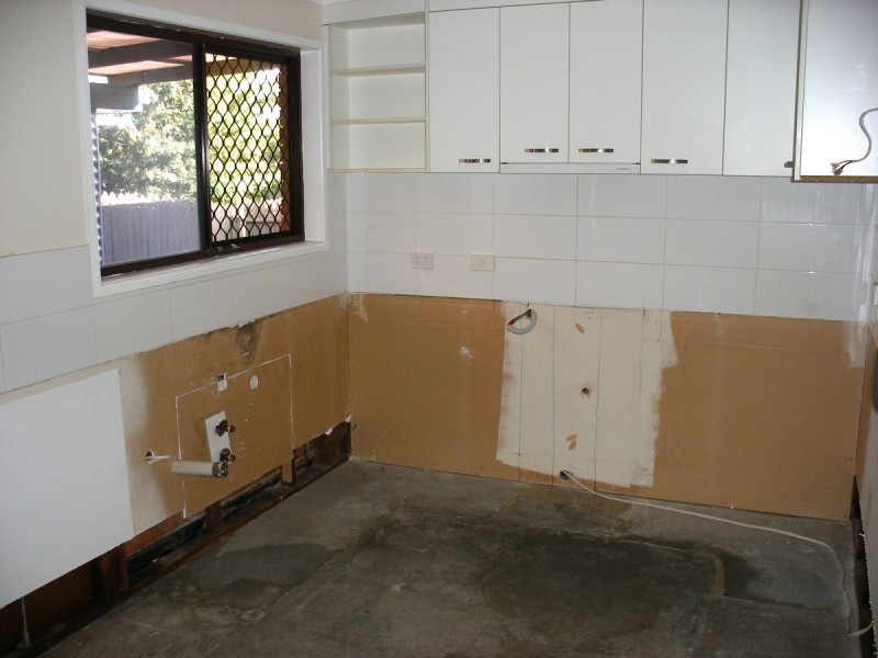 15 Moatah Drive, Beachmere QLD 4510