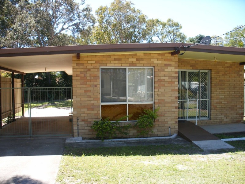 5 Lalroy Street, Beachmere QLD 4510