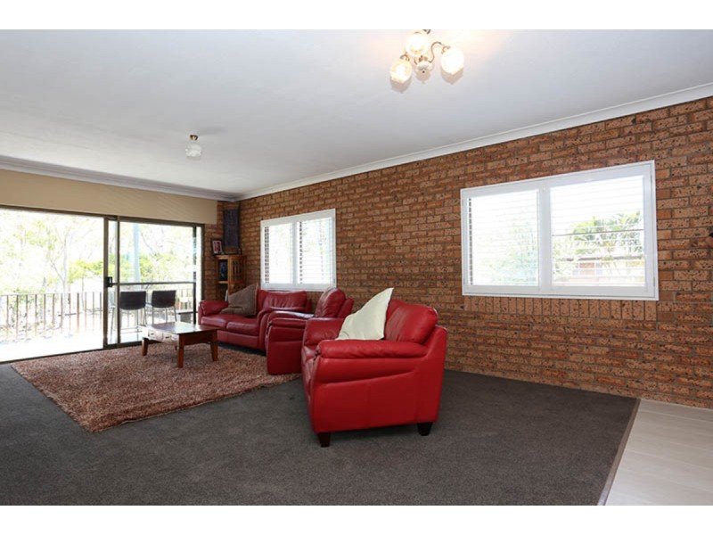 2/2 Sunderland Drive, Banksia Beach QLD 4507