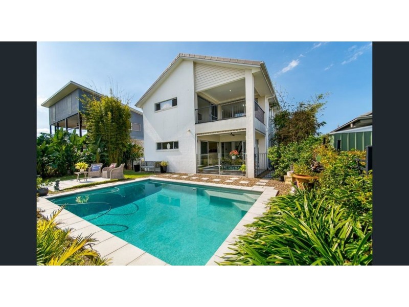 No. 51 Dunebean Drive, Banksia Beach QLD 4507