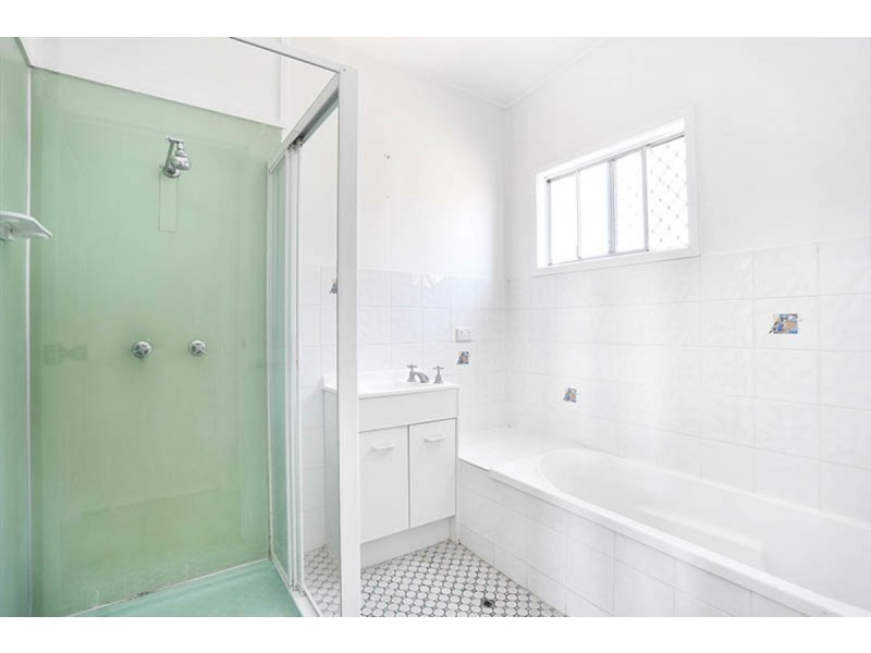 19 Clayton Street, Woorim QLD 4507