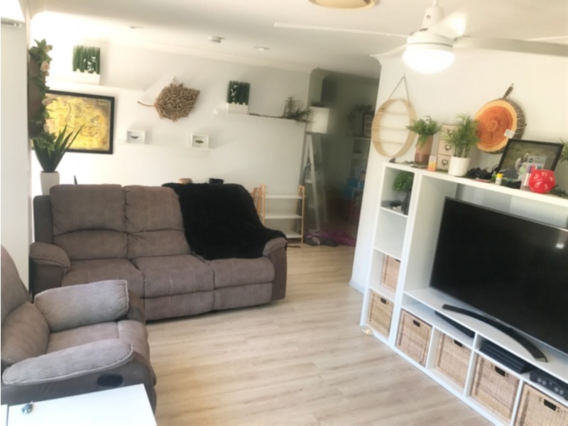 4-6 Greygum Court, Ningi QLD 4511