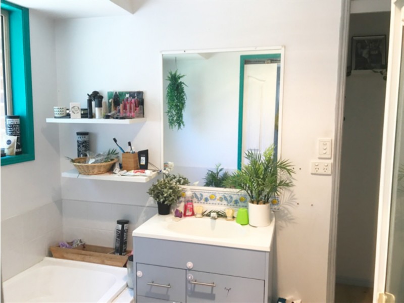 4-6 Greygum Court, Ningi QLD 4511