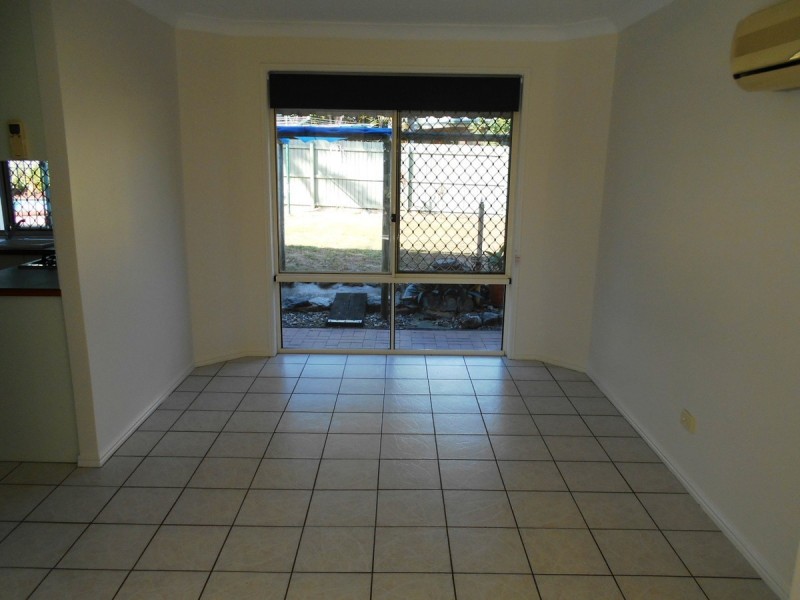 11 Kirk Place, Sandstone Point QLD 4511