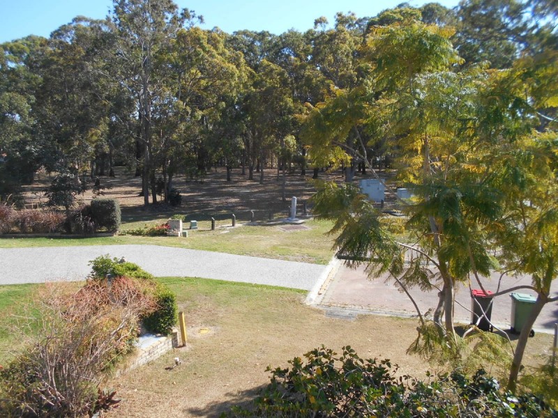 11 Kirk Place, Sandstone Point QLD 4511