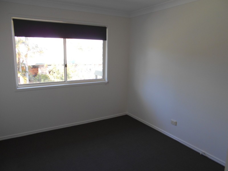 11 Kirk Place, Sandstone Point QLD 4511