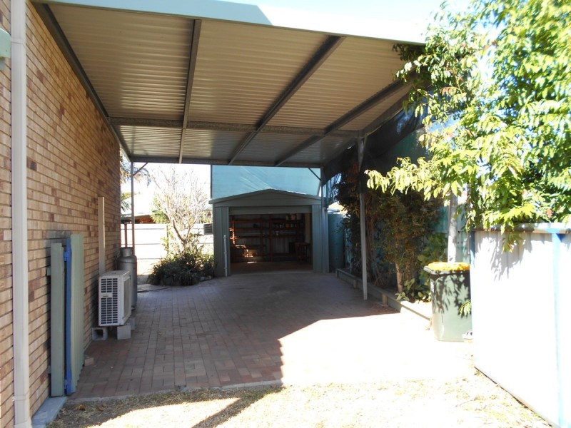 11 Kirk Place, Sandstone Point QLD 4511