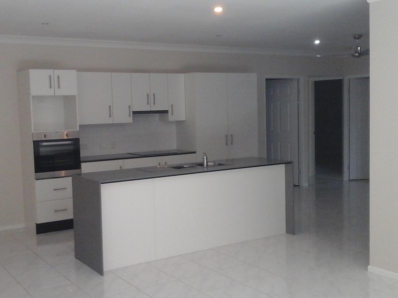 Sandstone Point QLD 4511