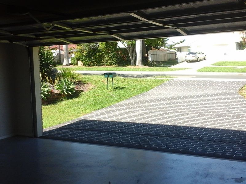 Sandstone Point QLD 4511