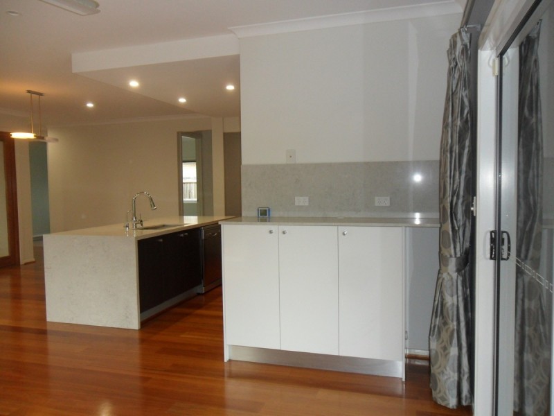 6 Riverstone Street, Ningi QLD 4511
