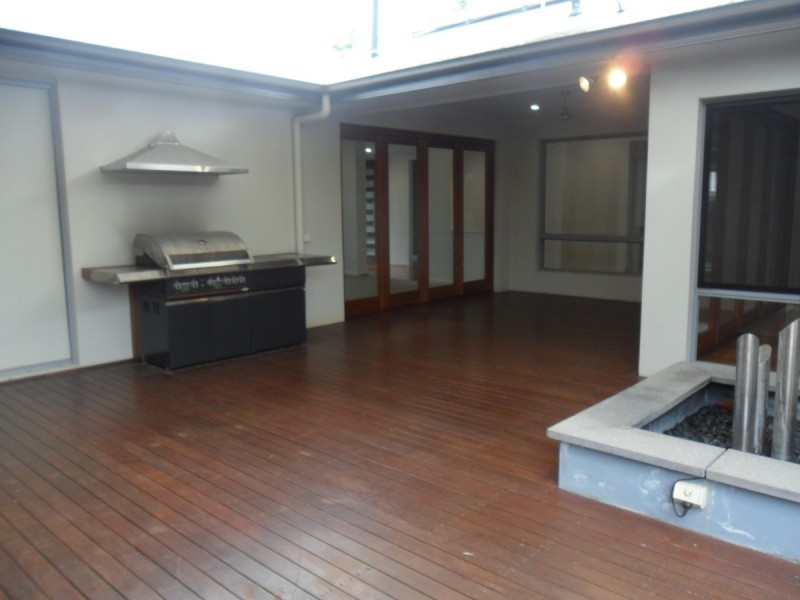 6 Riverstone Street, Ningi QLD 4511