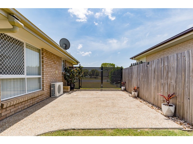 13 Broadleaf Place, Ningi QLD 4511