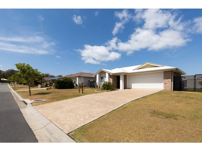 13 Broadleaf Place, Ningi QLD 4511