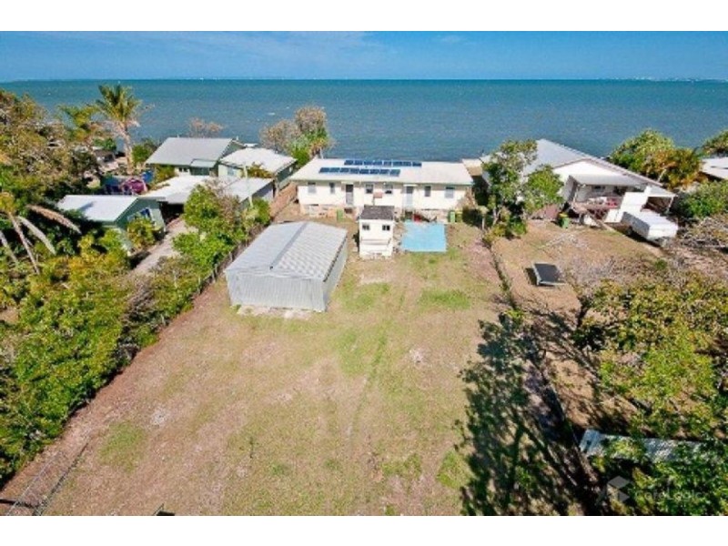 81 Biggs Avenue, Beachmere QLD 4510