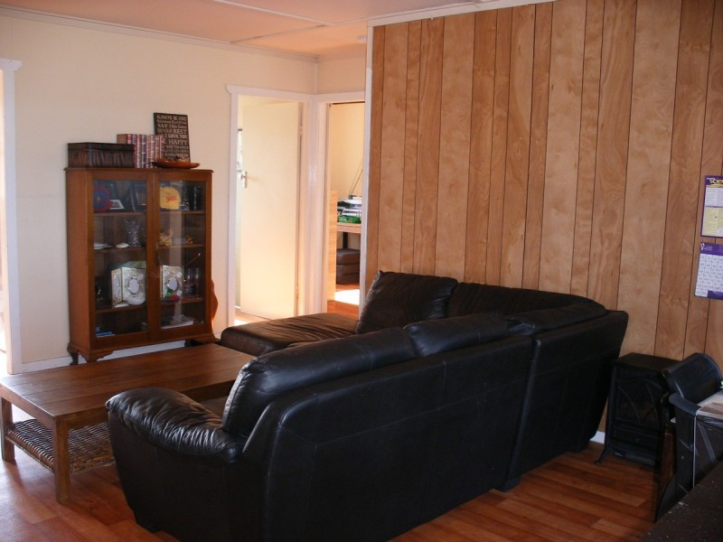 81 Biggs Avenue, Beachmere QLD 4510