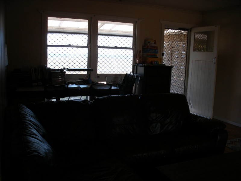 81 Biggs Avenue, Beachmere QLD 4510