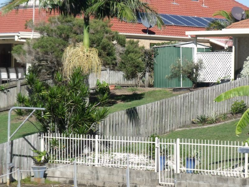 2/52 Hoya Crescent, Bribie Island QLD 4507