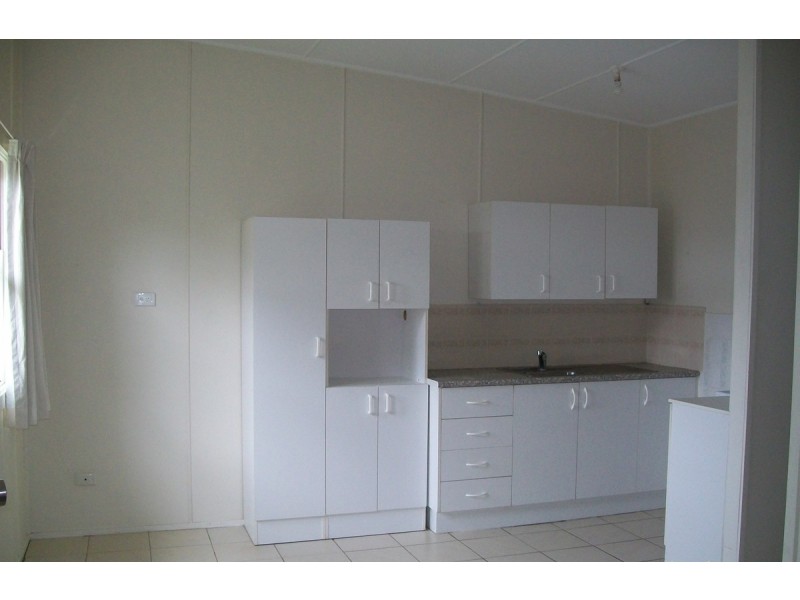 2/24 Bestman Avenue, Bongaree QLD 4507