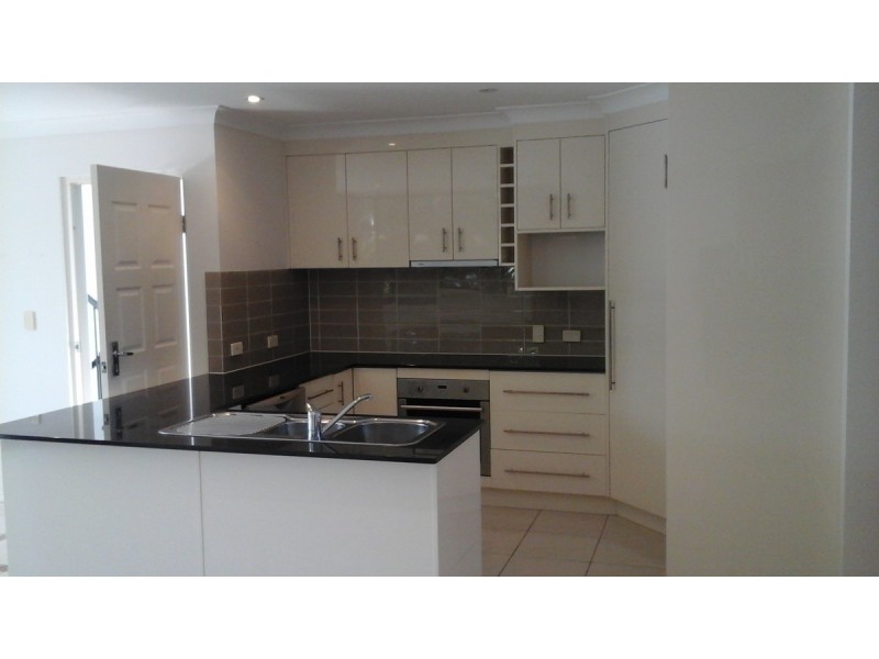 4/35 Queen Street, Bongaree QLD 4507