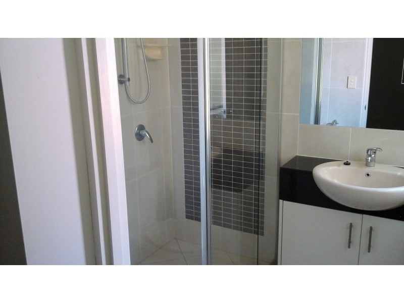 4/35 Queen Street, Bongaree QLD 4507