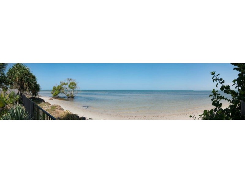 20 Bayside Drive, Beachmere QLD 4510